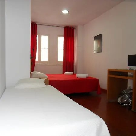 Guest House Rooms In Bairro Alto