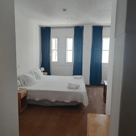 Guest house Guest House Rooms In Bairro Alto