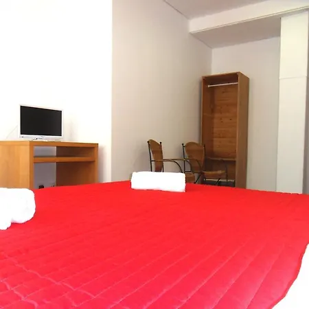 Guest House Rooms In Bairro Alto 2*