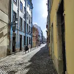 In Bairro Alto 3*